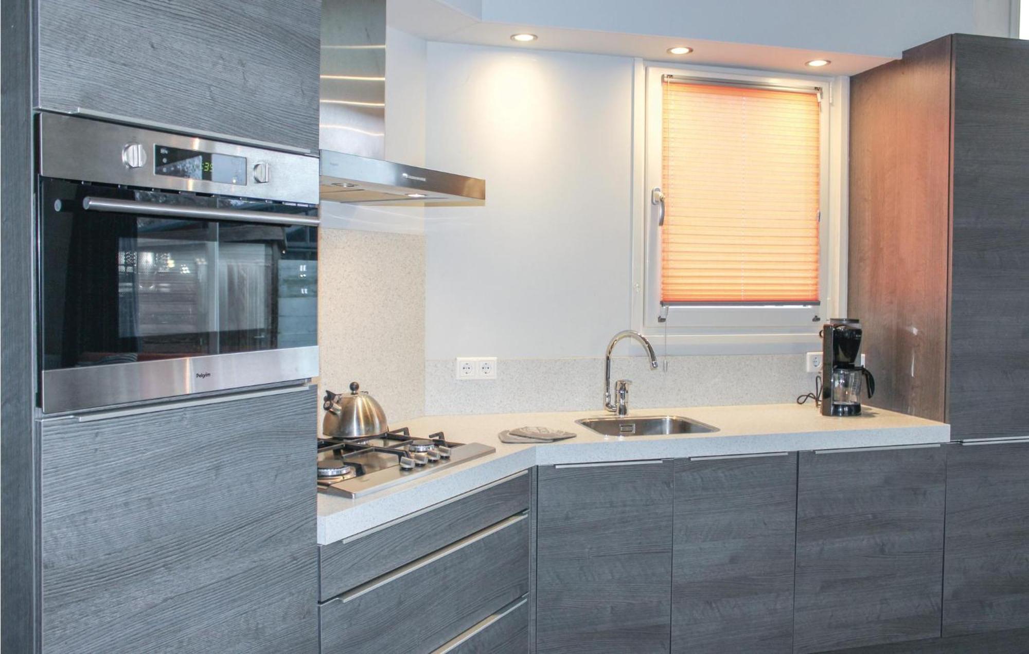 2 Bedroom Awesome Home In Sint-Annaland Exterior foto
