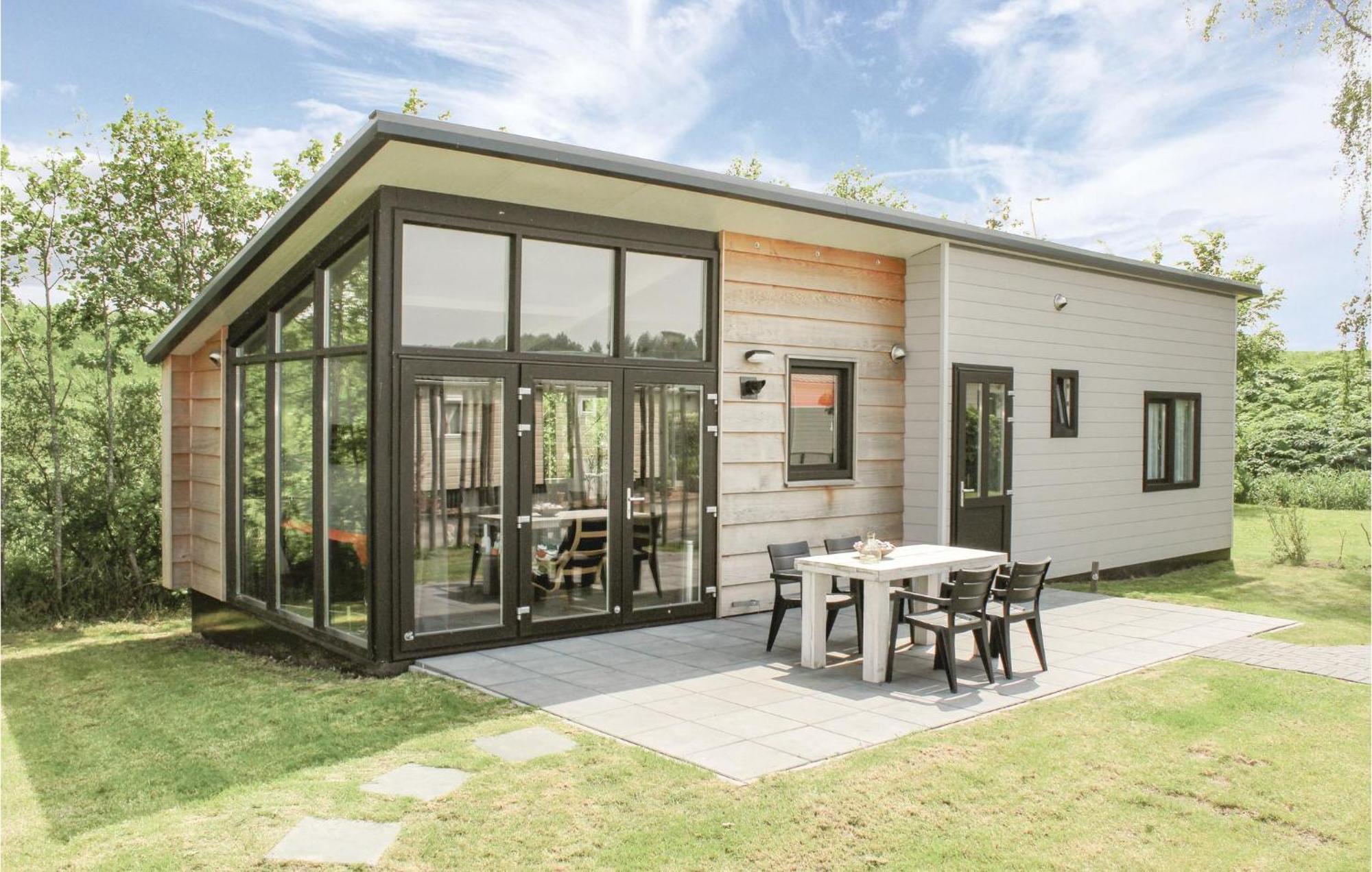 2 Bedroom Awesome Home In Sint-Annaland Exterior foto